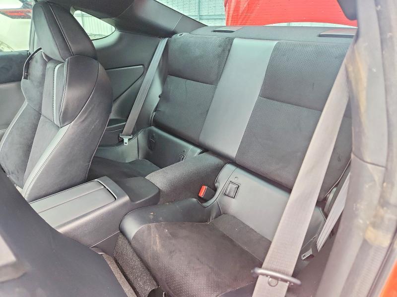 2025 TOYOTA GR86 PREMIUM — Фото 10 из 12