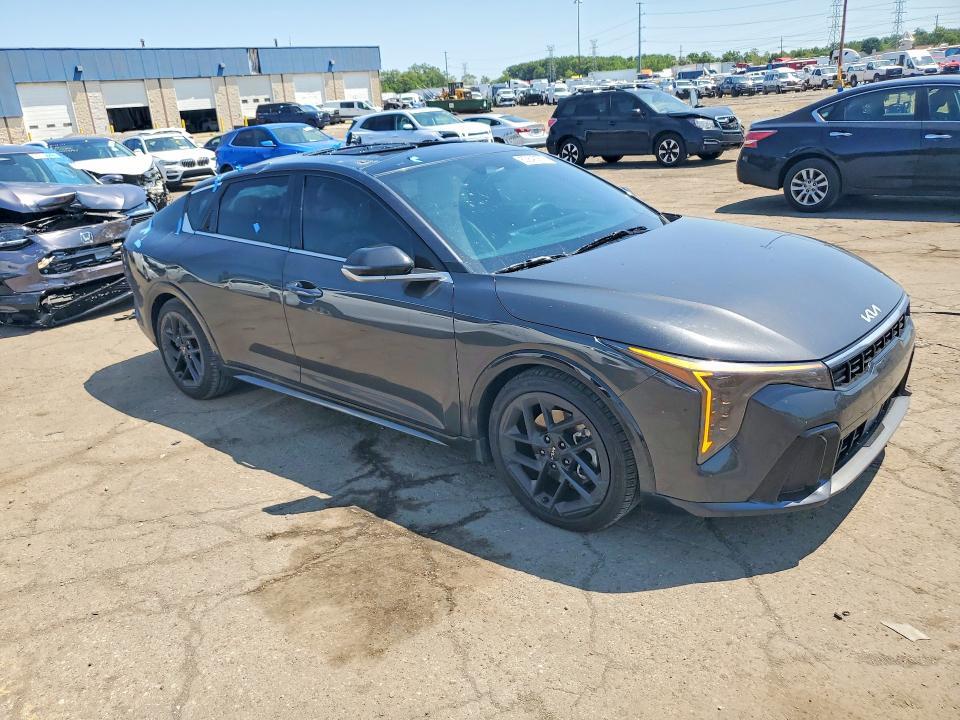 2025 KIA K4 GT-LINE TURBO — Фото 4 из 12
