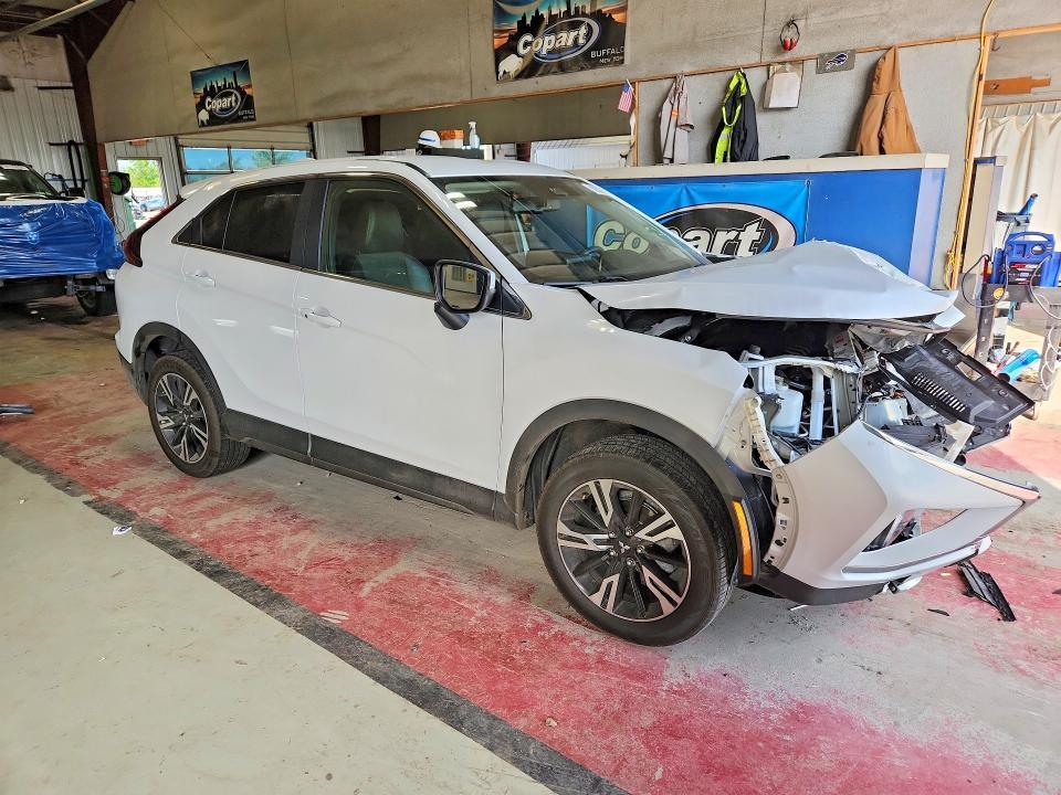 2024 MITSUBISHI ECLIPSE CROSS SE — Фото 4 из 13