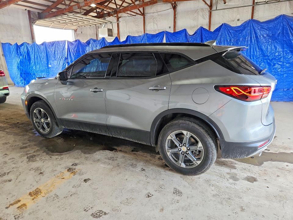2024 CHEVROLET BLAZER 3LT — Фото 2 из 13