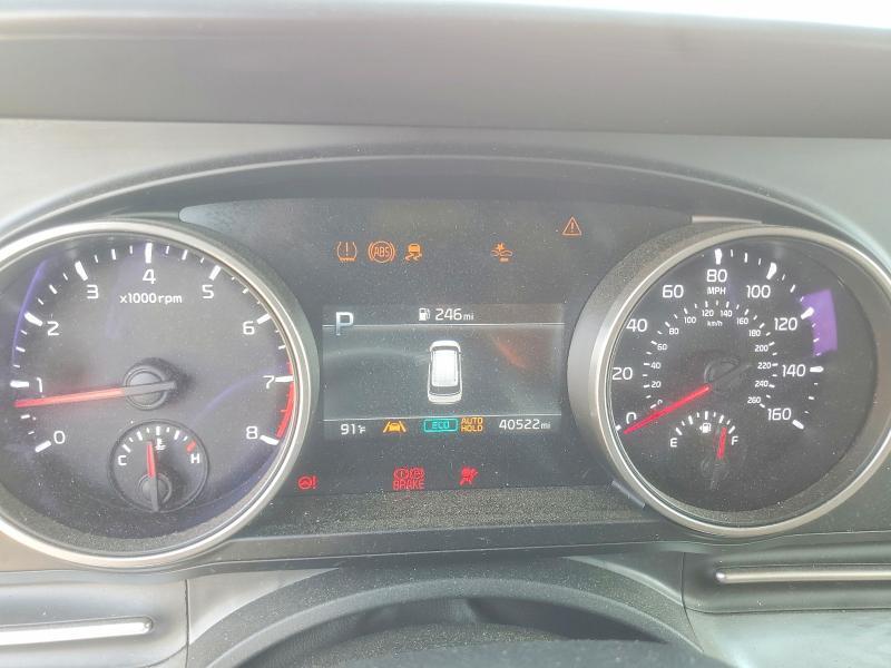 2024 KIA CARNIVAL LX — Фото 9 из 13