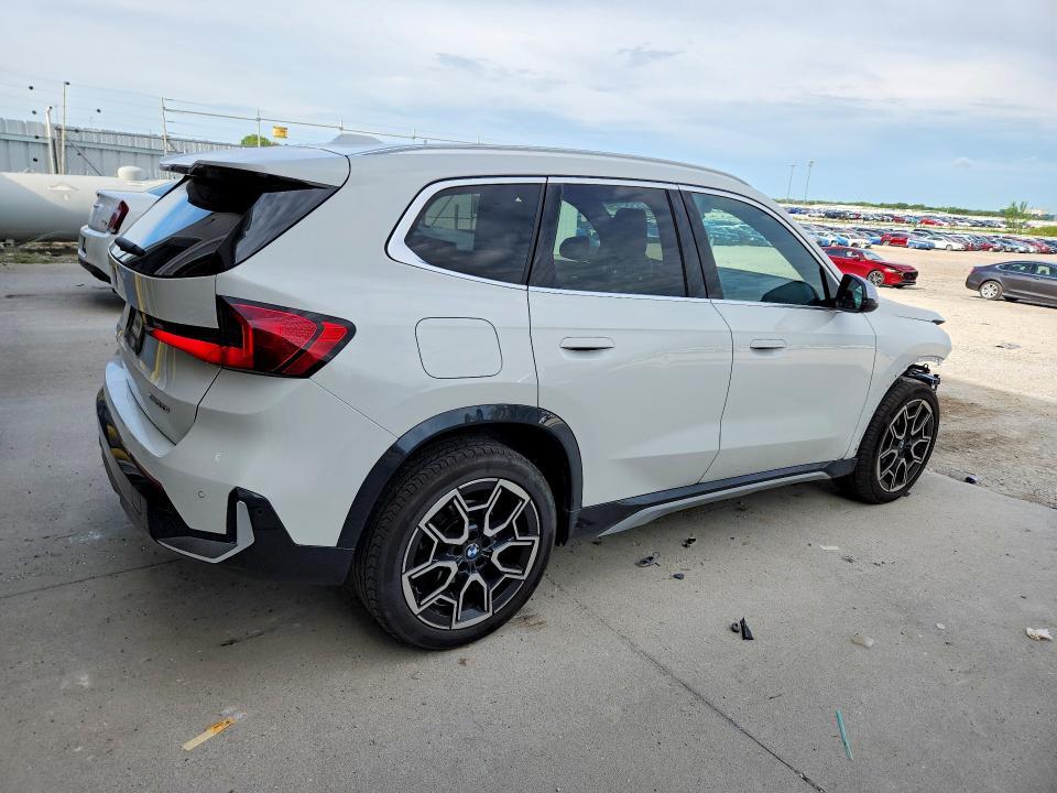 2024 BMW X1 XDRIVE28I — Фото 3 из 13