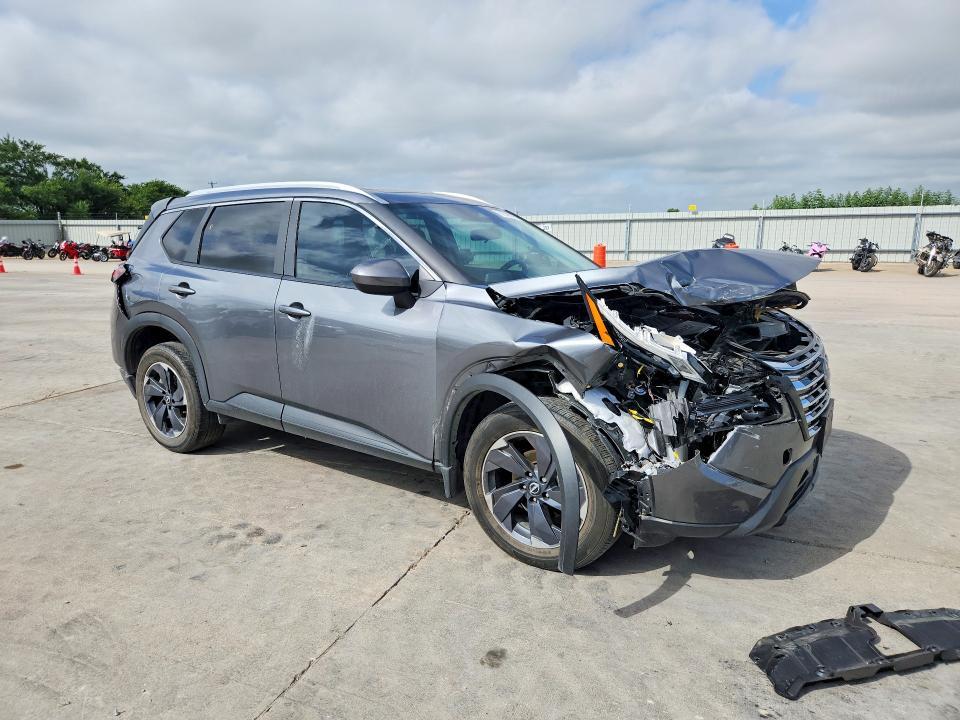 2024 NISSAN ROGUE SV — Фото 4 из 13