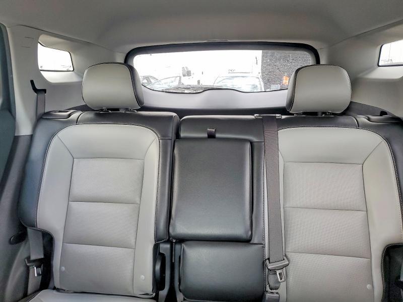 2023 GMC TERRAIN SLT — Фото 10 из 14