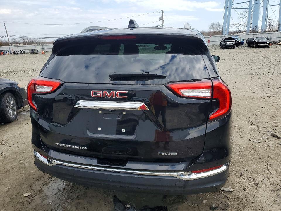 2023 GMC TERRAIN SLT — Фото 6 из 14