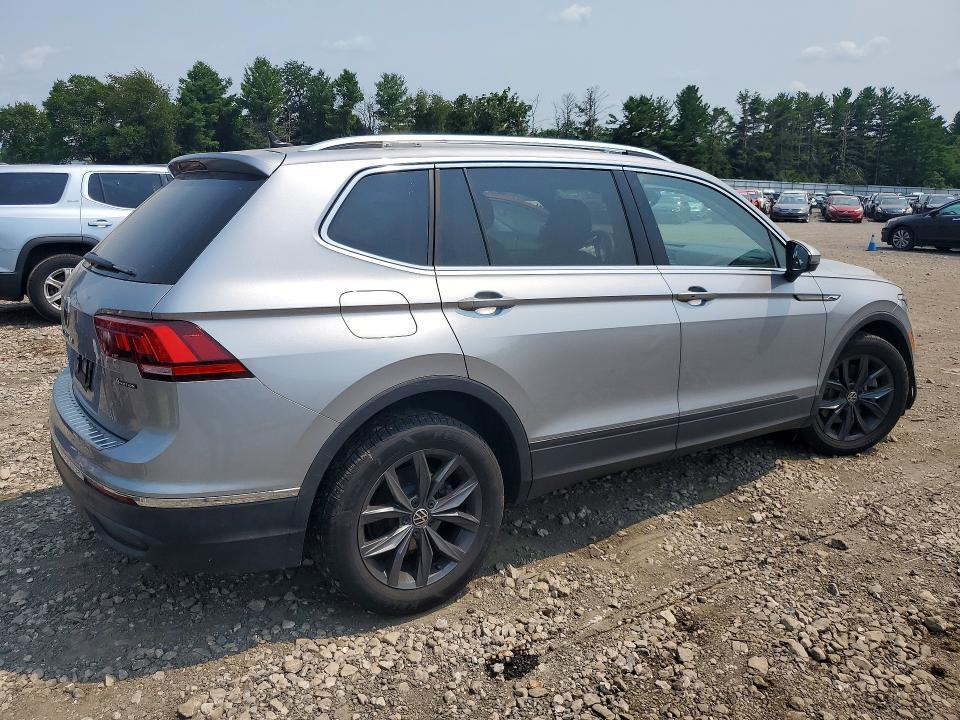 2023 VOLKSWAGEN TIGUAN SE — Фото 3 из 13