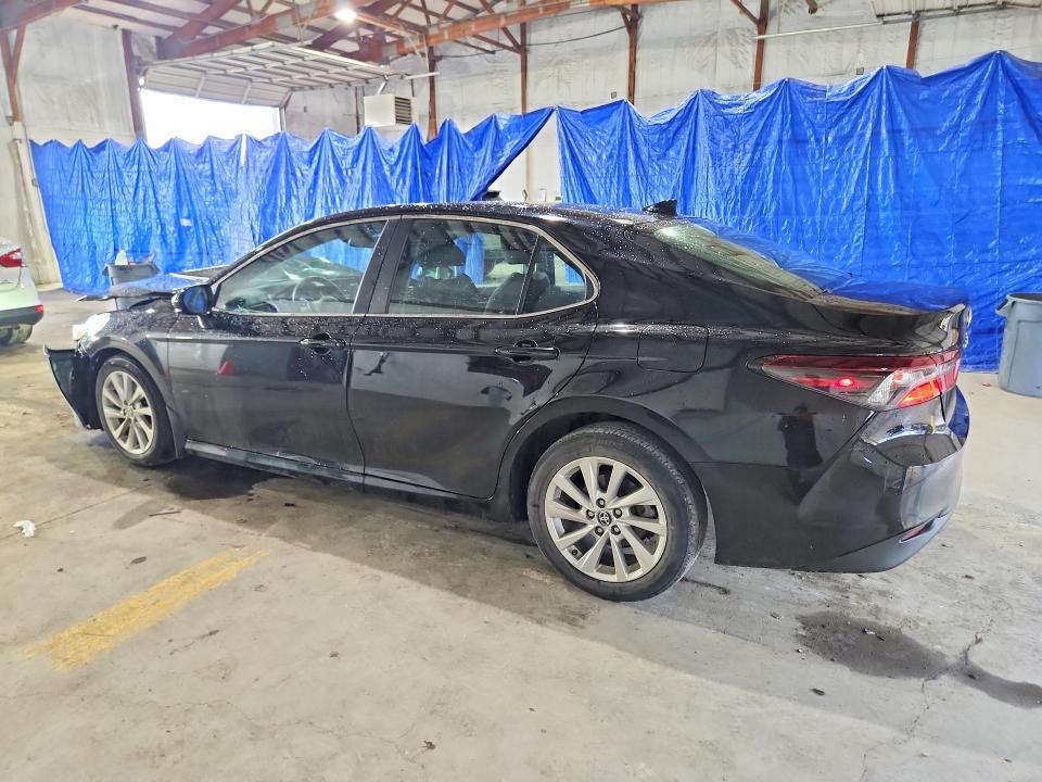 2023 TOYOTA CAMRY LE — Фото 2 из 12