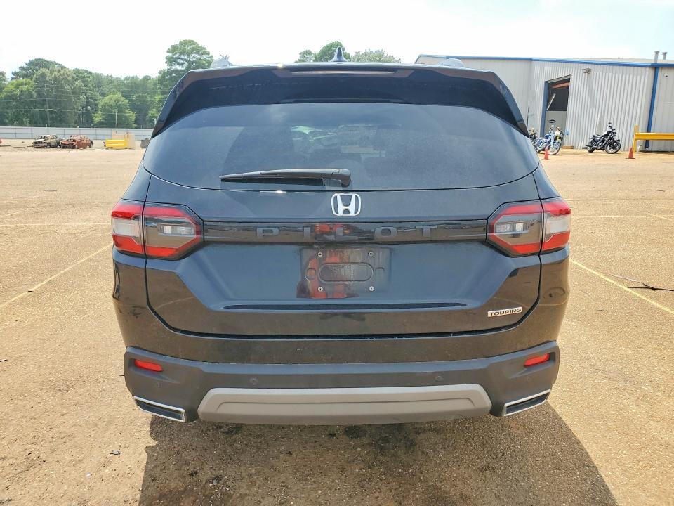 2023 HONDA PILOT TOURING — Фото 6 из 13