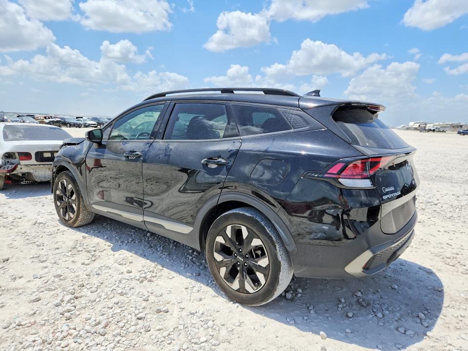 5XYK6CAF5PG024178 2023 KIA SPORTAGE photo no. 2