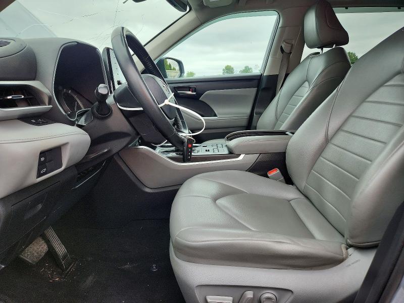 2022 TOYOTA HIGHLANDER XLE — Фото 7 из 13