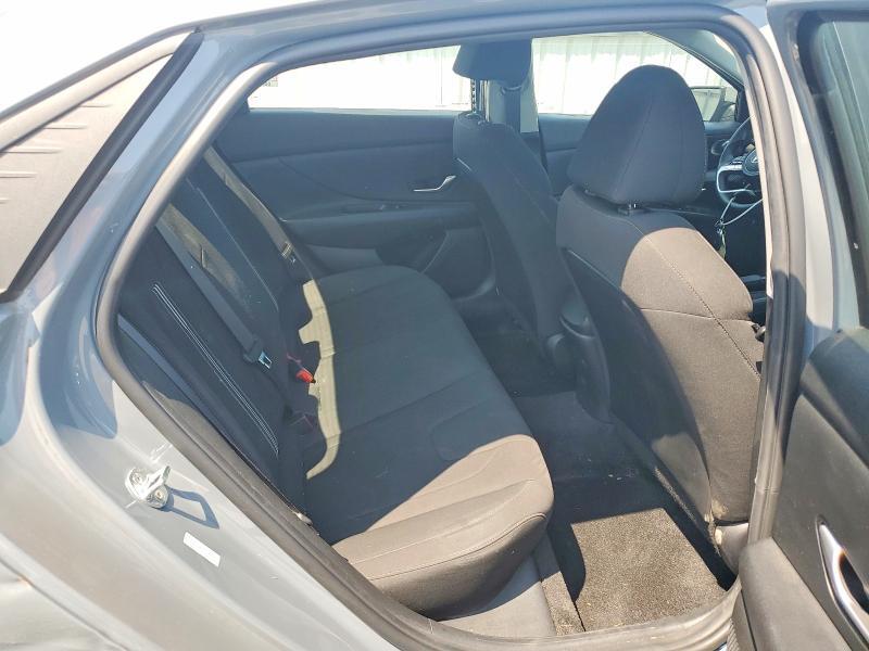2022 HYUNDAI ELANTRA SEL — Фото 10 из 12