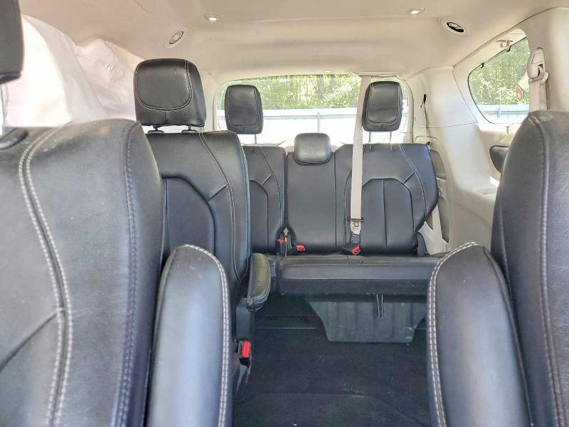 2022 CHRYSLER PACIFICA TOURING L — Фото 10 из 13