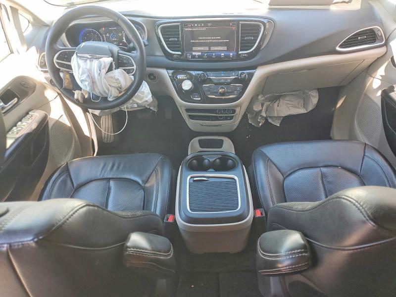 2022 CHRYSLER PACIFICA TOURING L — Фото 8 из 13