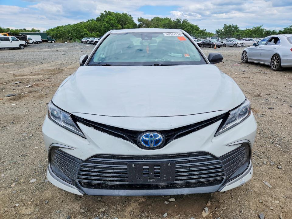 2022 TOYOTA CAMRY LE — Фото 5 из 12