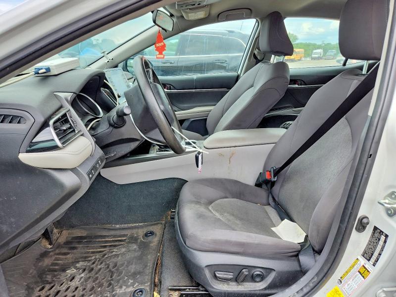 2022 TOYOTA CAMRY LE — Фото 7 из 12