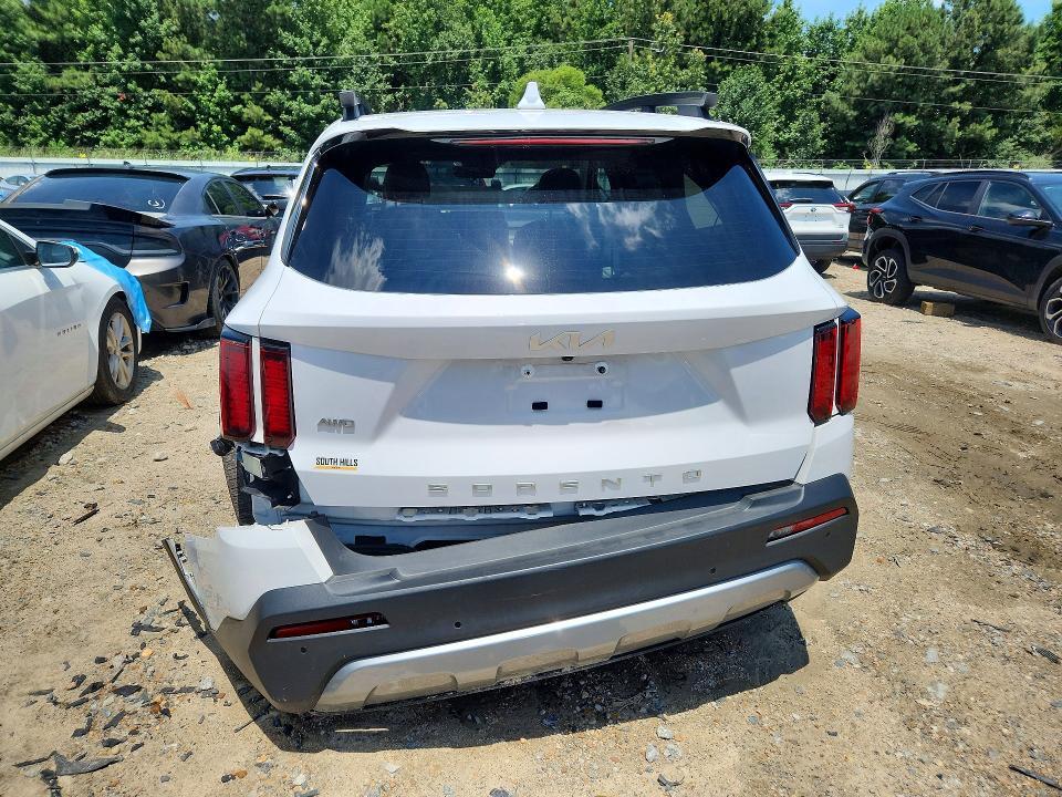 2022 KIA SORENTO EX — Фото 6 из 13