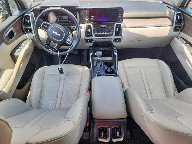 2022 KIA SORENTO EX — Фото 8 из 13