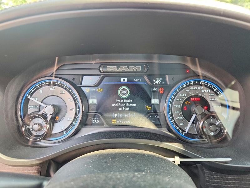 2022 RAM 1500 LIMITED — Фото 9 из 12