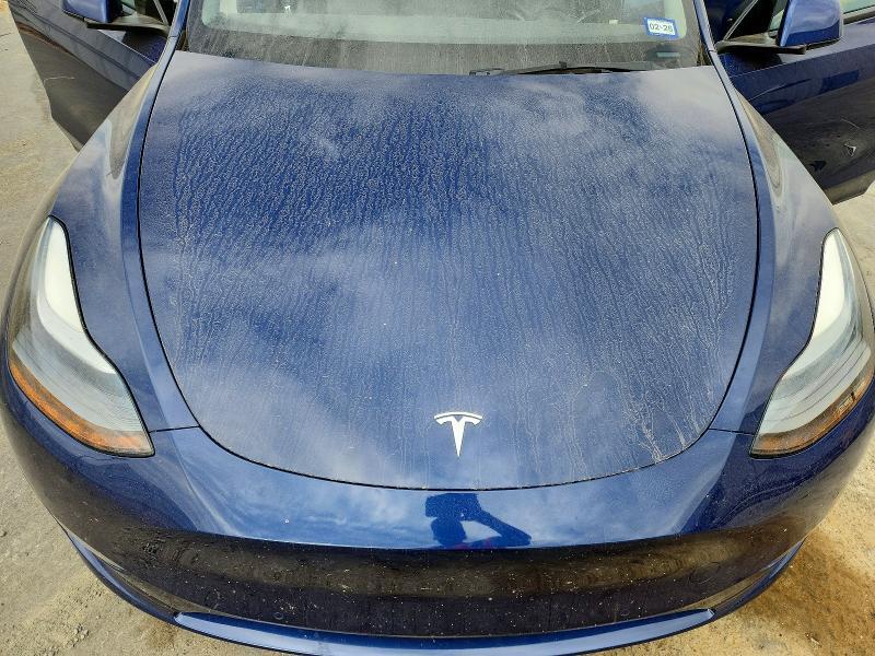 2022 TESLA MODEL Y — Фото 11 из 13