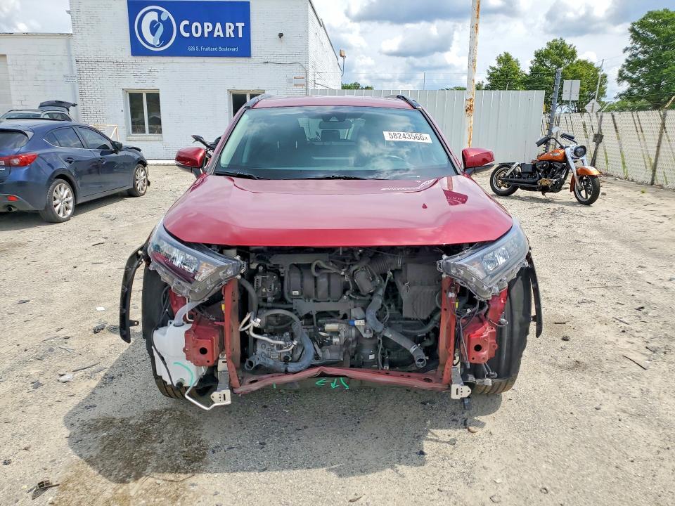 2021 TOYOTA RAV4 LE — Фото 5 из 13