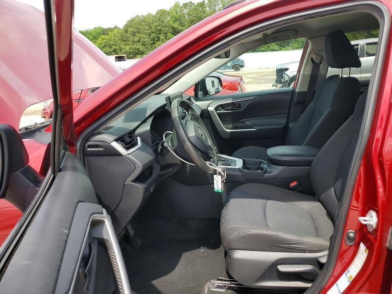 2021 TOYOTA RAV4 LE — Фото 7 из 13