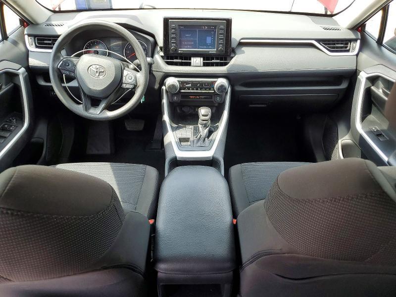 2021 TOYOTA RAV4 LE — Фото 8 из 13