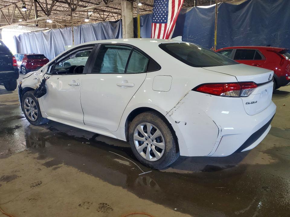 2021 TOYOTA COROLLA LE — Фото 2 из 12