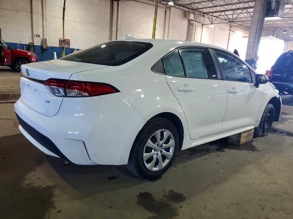 2021 TOYOTA COROLLA LE — Фото 3 из 12