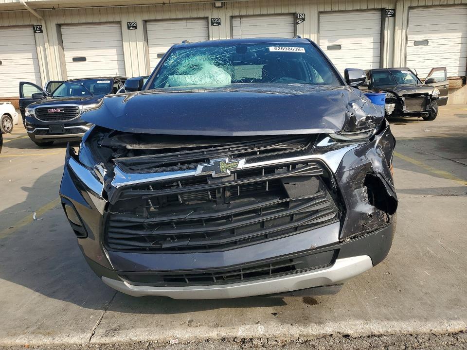 2021 CHEVROLET BLAZER 1LT — Фото 5 из 13