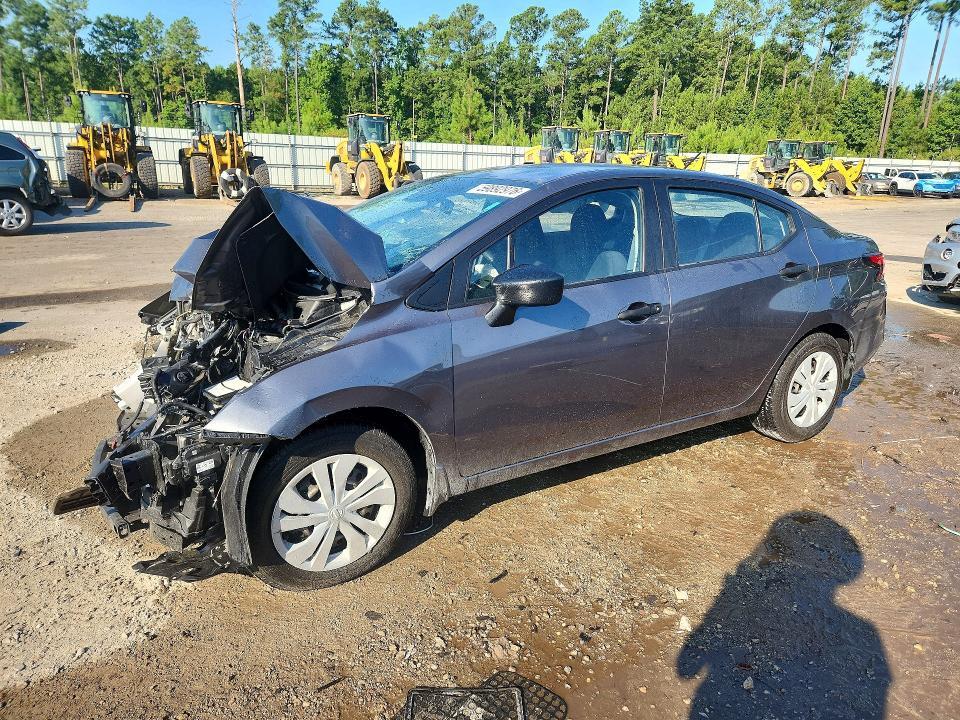 2021 NISSAN VERSA S