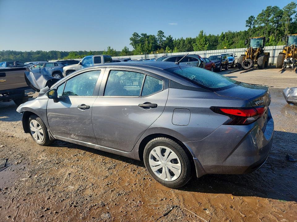 2021 NISSAN VERSA S — Фото 2 из 12