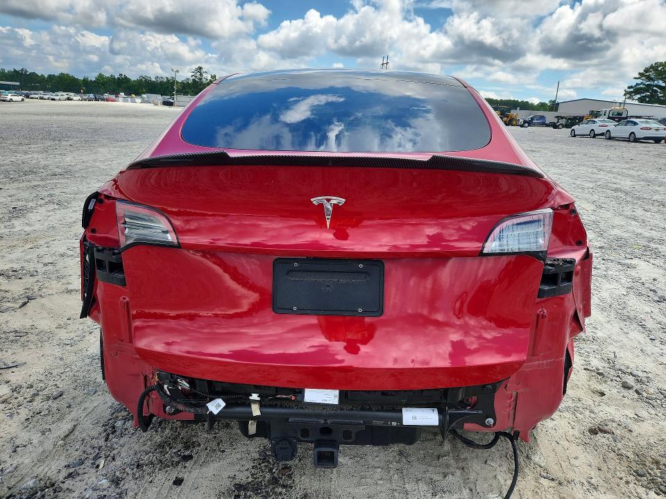 2021 TESLA MODEL Y — Фото 6 из 12
