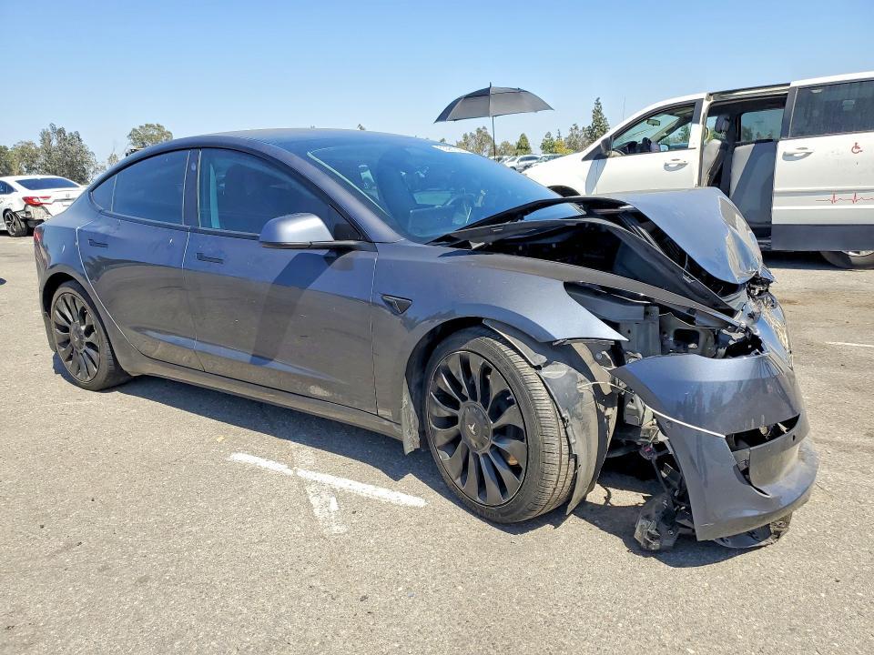 5YJ3E1EB0MF936657 2021 TESLA MODEL 3 photo no. 4