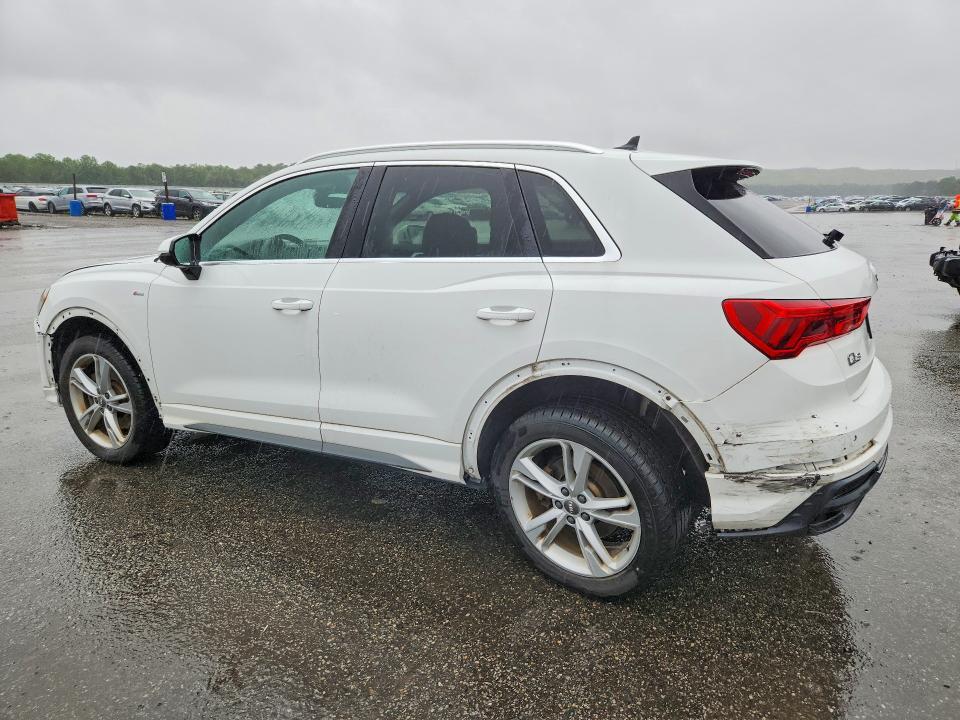 WA1DECF3XL1066411 2020 AUDI Q3 photo no. 2
