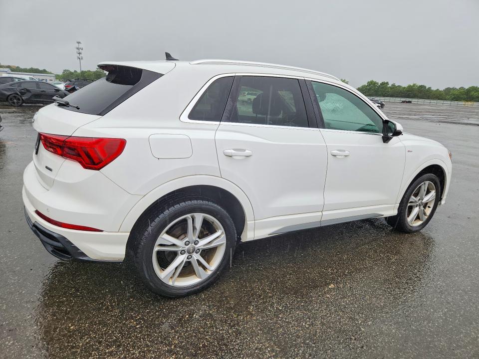 WA1DECF3XL1066411 2020 AUDI Q3 photo no. 3