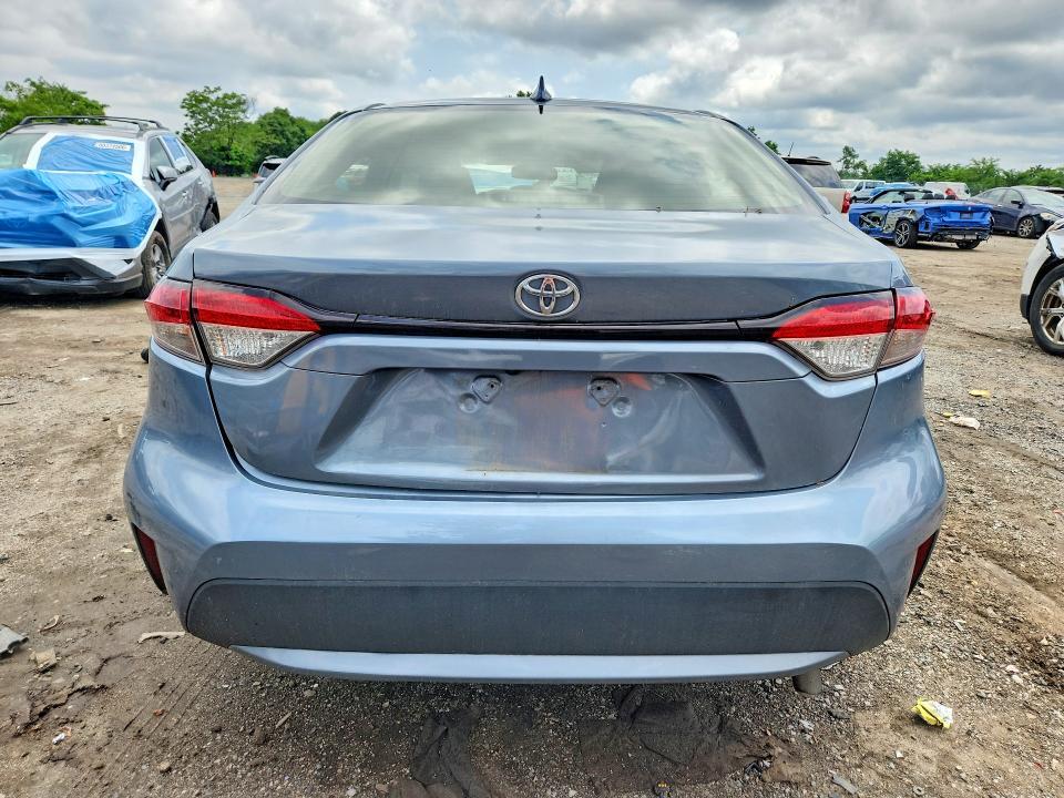 2020 TOYOTA COROLLA LE — Фото 6 из 12