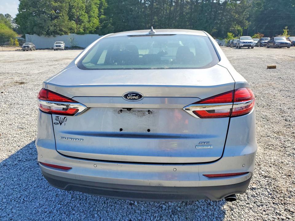 2020 FORD FUSION SE — Фото 6 из 12
