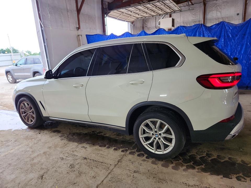2019 BMW X5 XDRIVE40I — Фото 2 из 13