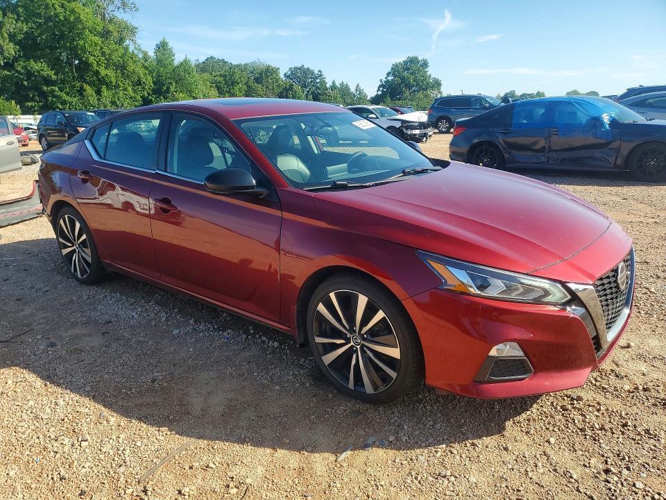 2019 NISSAN ALTIMA SR — Фото 4 из 13