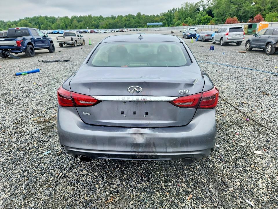2019 INFINITI Q50 3.0T LUXE — Фото 6 из 12