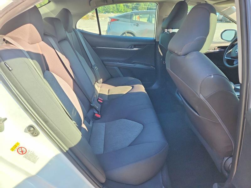 2019 TOYOTA CAMRY LE — Фото 10 из 13