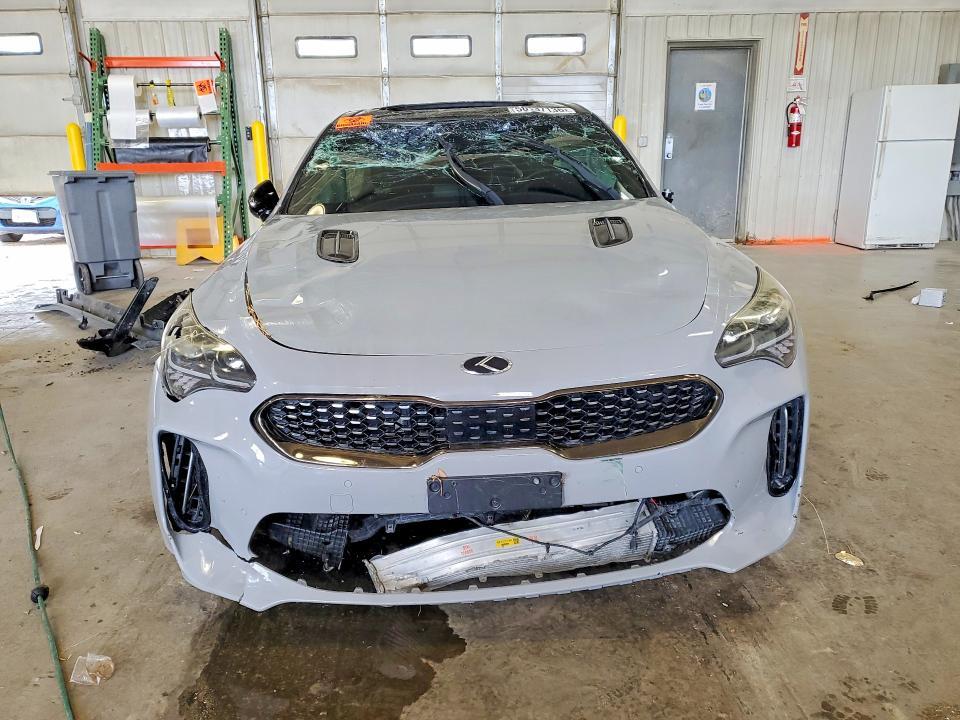 2019 KIA STINGER GT1 — Фото 5 из 12