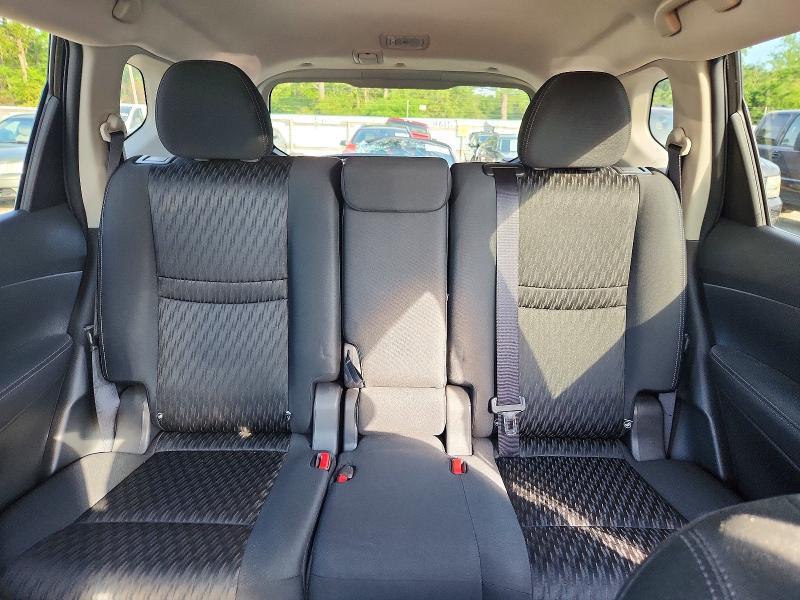 2018 NISSAN ROGUE SV — Фото 10 из 14