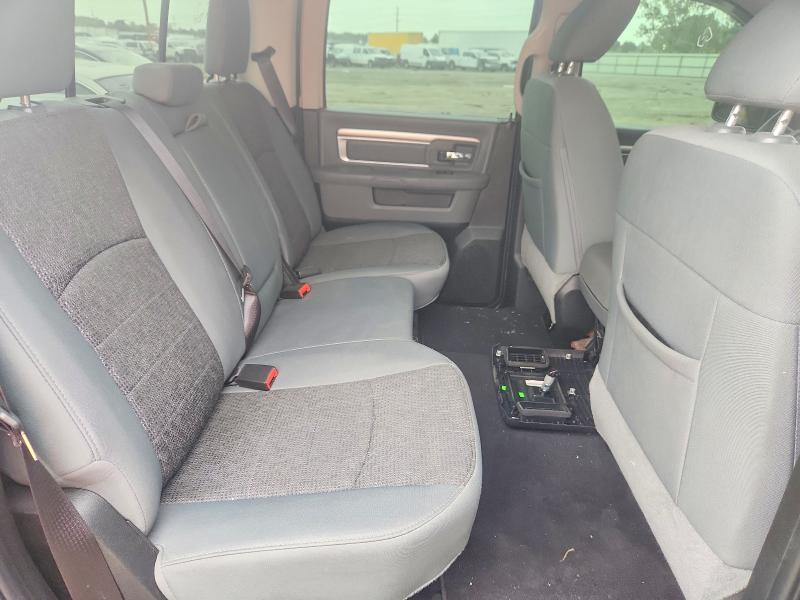 2018 RAM 1500 SLT — Фото 10 из 12