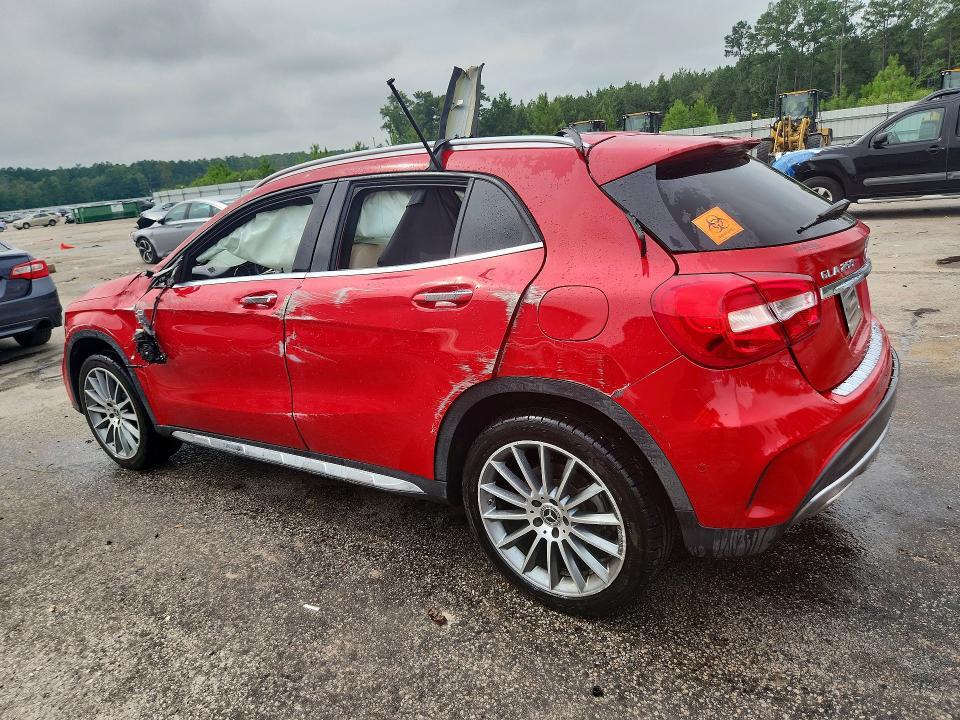 2018 MERCEDES-BENZ GLA 250 4MATIC — Фото 2 из 13
