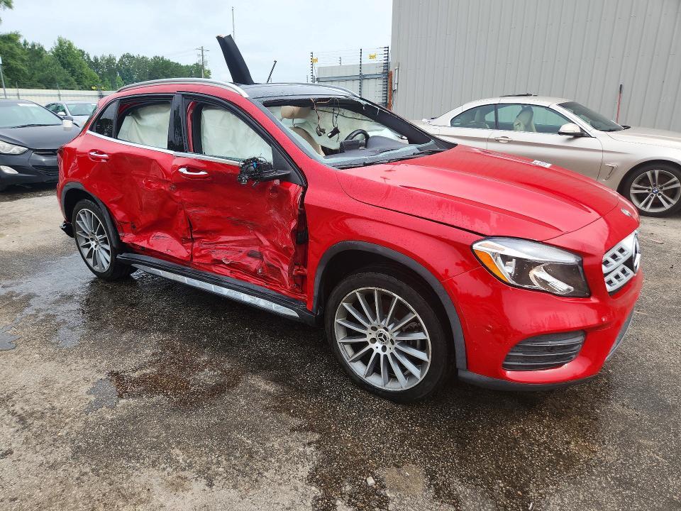 2018 MERCEDES-BENZ GLA 250 4MATIC — Фото 4 из 13