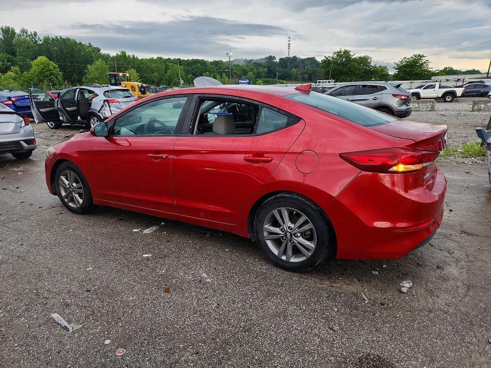 2018 HYUNDAI ELANTRA SEL — Фото 2 из 12
