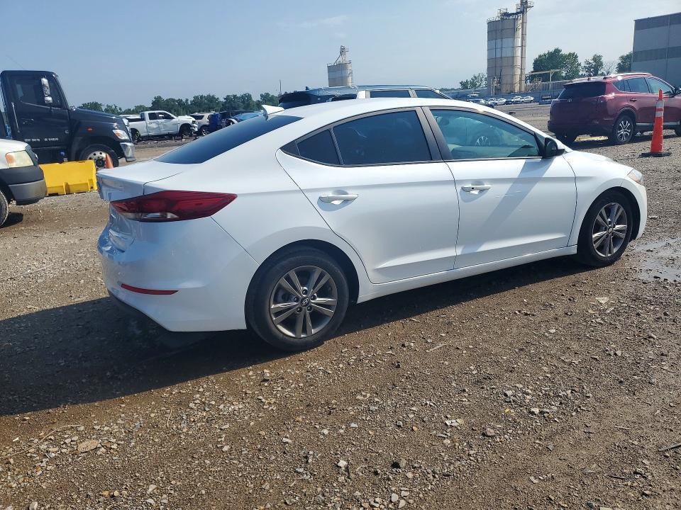 2018 HYUNDAI ELANTRA VALUE EDITION — Фото 3 из 12