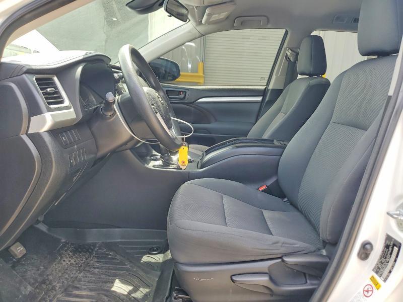 5TDBZRFH9JS834119 2018 TOYOTA HIGHLANDER photo no. 7