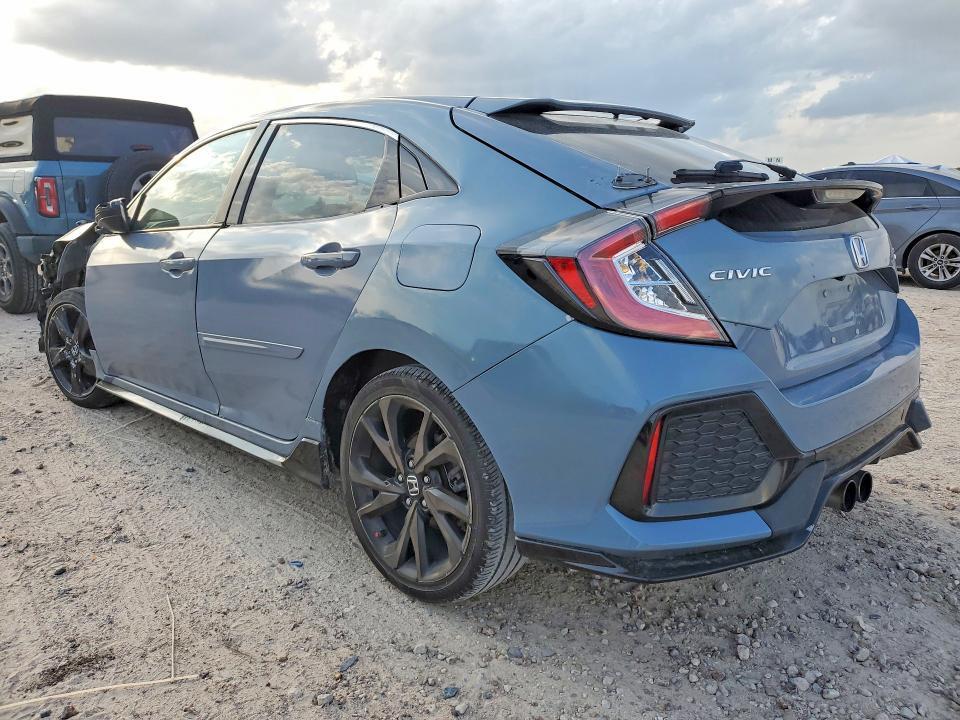 2018 HONDA CIVIC SPORT TOURING — Фото 2 из 12